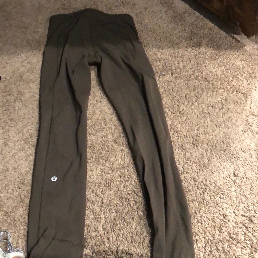 Lululemon leggings Olive green size 4
